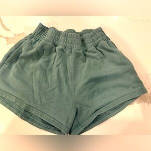 Hollister shorts green